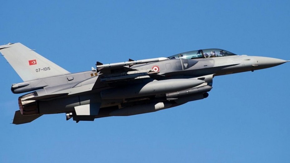 Υπερπτήσεις τουρκικών F-16 πάνω από τις Οινούσσες και την Παναγιά