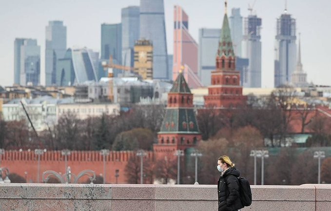 Σχεδόν στα 3.5 εκατ. τα κρούσματα του κορονοϊού στη Ρωσία
