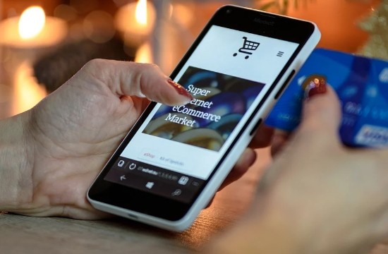 Περ. Αττικής: Πάνω από 500 e-shops από καταστήματα μέσα σε 10 μέρες