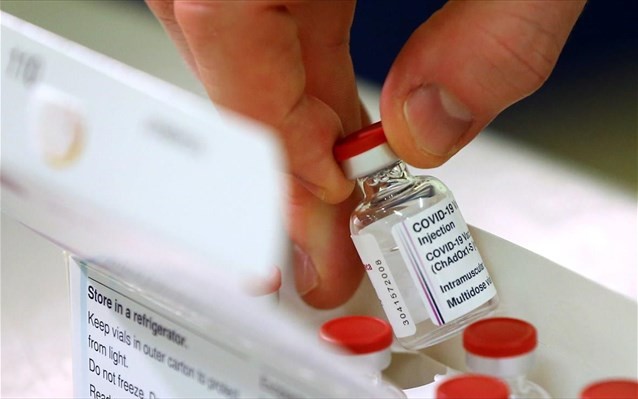 Ξεκινά η χορήγηση του εμβολίου της Οξφόρδης στη Βρετανία
