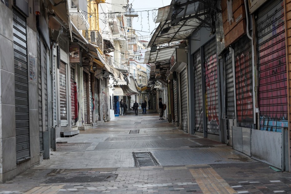 Σκληρό lockdown στην Ελλάδα για 3 εβδομάδες ζητά ο Δερμιτζάκης