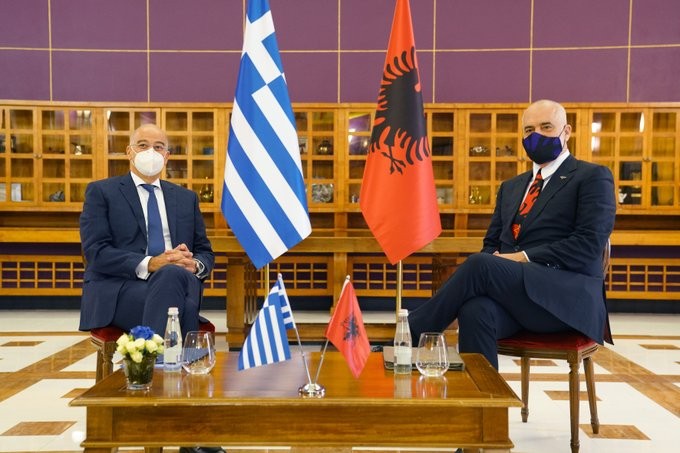 Επικοινωνία Δένδια με τον Ράμα για τις σχέσεις Ελλάδας - Αλβανίας