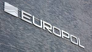 Σύλληψη 10 χάκερς από τη Europol για κλοπή $100 εκατ. σε κρυπτονομίσματα