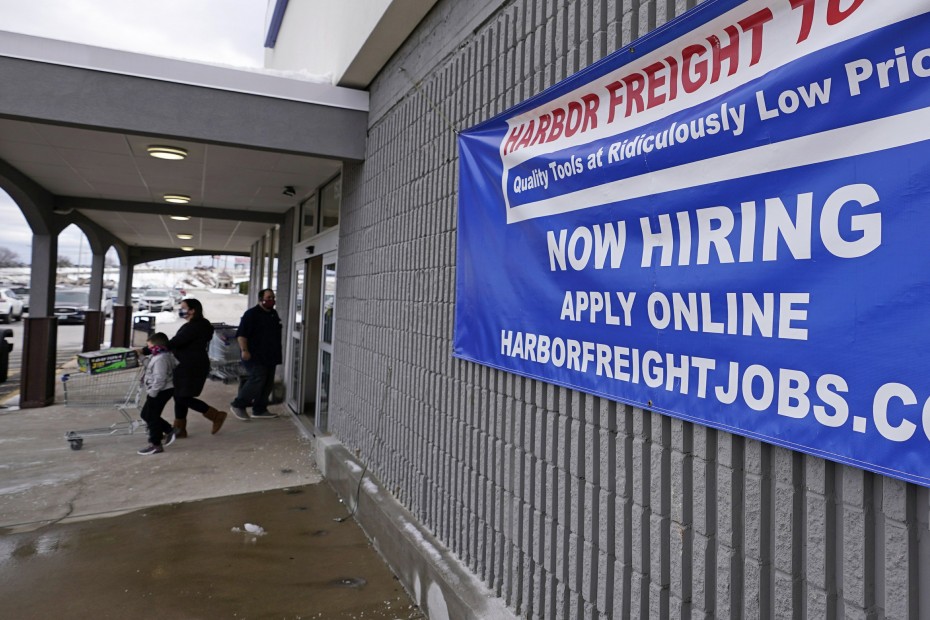 Μεγάλη αύξηση των επιδομάτων ανεργίας στις ΗΠΑ