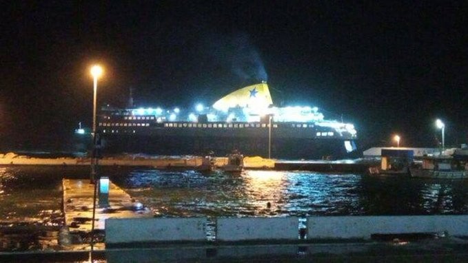 Ικαρία: Πρόσκρουση πλοίου στο λιμάνι του Αγ.Κηρύκου, χωρίς τραυματισμούς