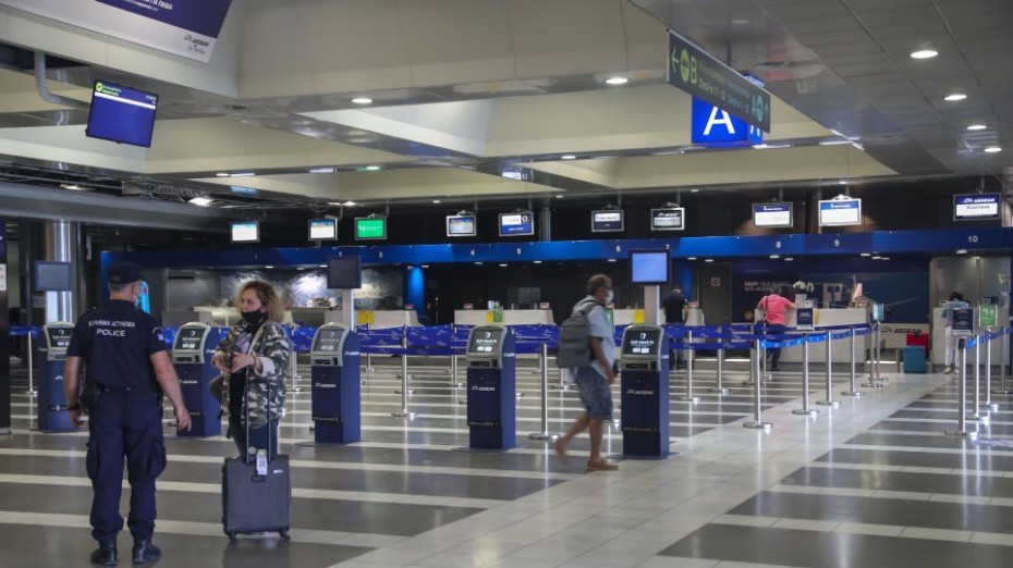 Lockdown: Νέες παρατάσεις σε ΝΟΤΑΜ πτήσεων εξωτερικού και εσωτερικού