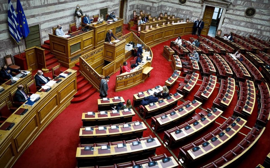 Βουλή: Με 156 υπέρ και 20 κατά, «πέρασε» η συνεπιμέλεια