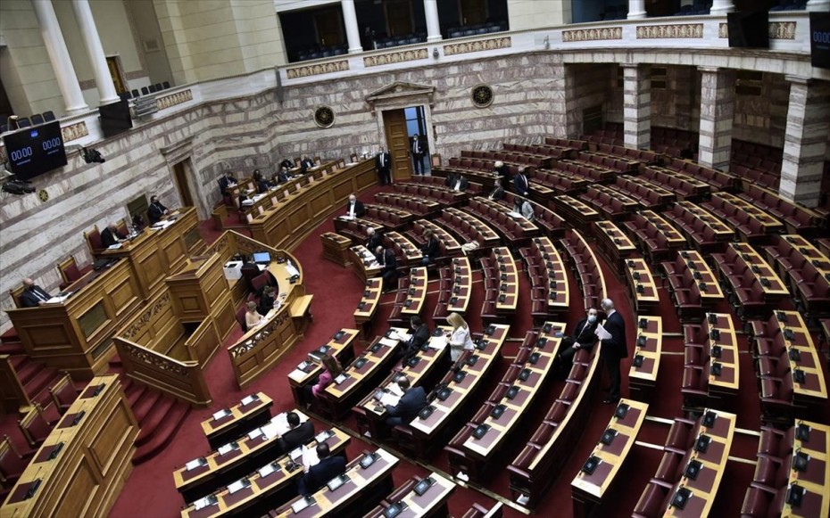 Ψηφίζεται σήμερα στη Βουλή το νομοσχέδιο για την εκλογή δημοτικών και περιφερειακών αρχών