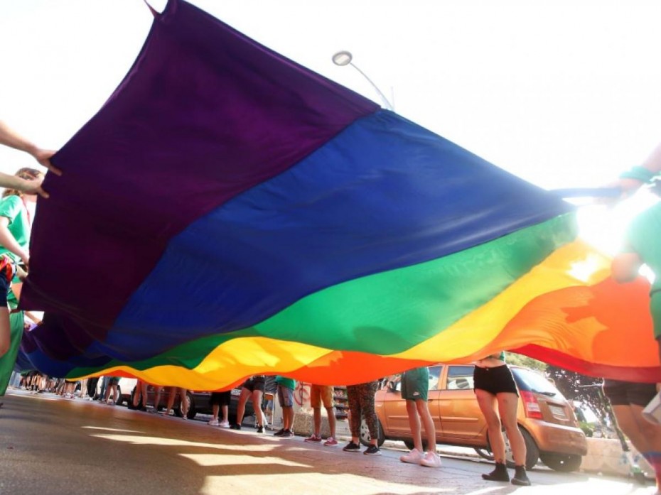 Έναρξη διαδικασίας κατά της Πολωνία για τις «ελεύθερες από ΛΟΑΤΚΙ ζώνες» εξετάζει η ΕΕ