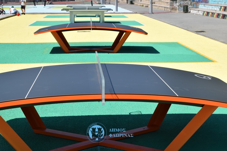 Φλώρινα: Τραπέζια αθλημάτων και όργανα γυμναστικής στο νέο δημοτικό πάρκο της πόλης