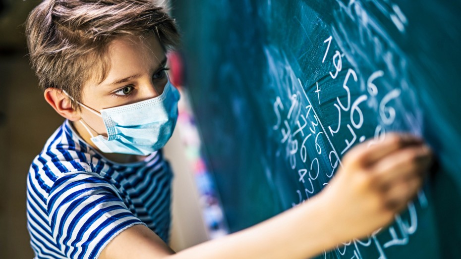 «Ανοίγουν τα σχολεία» στις 13 Σεπτεμβρίου με πιστοποιητικό εμβολιασμού ή αρνητικό τεστ