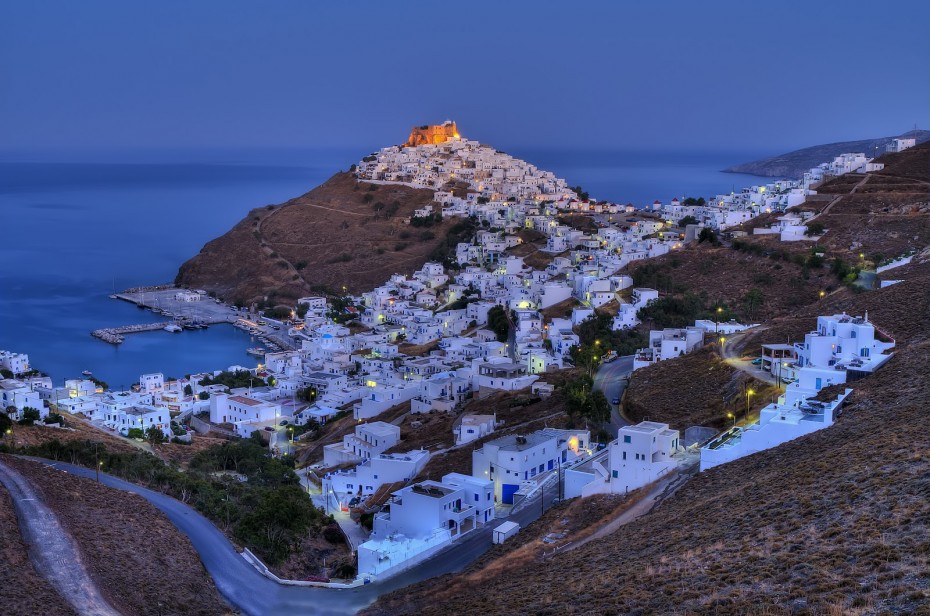 Ένα εκατομμύριο τουρίστες ήρθαν στην Ελλάδα τον Ιούνιο