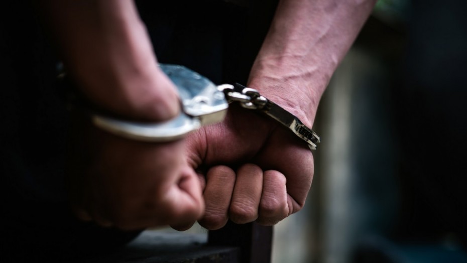 Καλαμάτα: Σύλληψη συμβασιούχου πυροσβεστικού υπαλλήλου με πάνω από 1 κιλό ηρωίνη