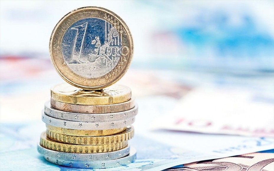 Οριακές μεταβολές για το ευρώ στο 1,17