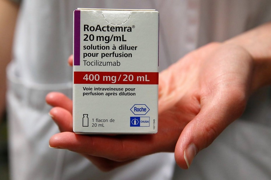 EMA: Ξεκινά αξιολόγηση χρήσης του αντιφλεγμονώδους RoActemra σε νοσηλευόμενους με σοβαρή μορφή Covid-19