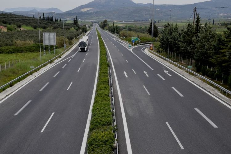 Απαγόρευση κυκλοφορίας στον δρόμο Κορίνθου-Τρίπολης-Καλαμάτας