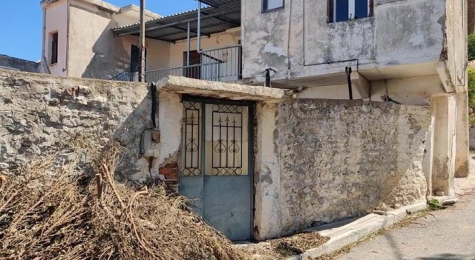 Κυπαρισσία: Βρέθηκε «τσιμεντωμένο» πτώμα σε σπίτι