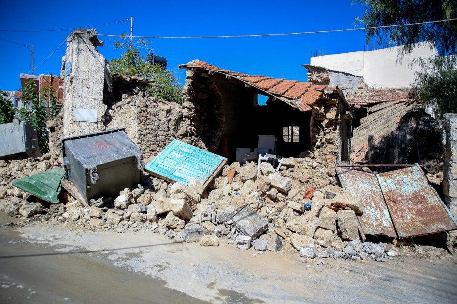 Κρήτη: Σκηνές για 2.500 σεισμόπληκτους και 90 ξενοδοχειακά δωμάτια