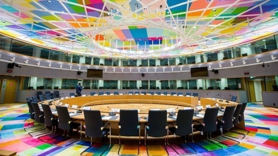 Δυο «στρατόπεδα» στο Eurogroup για το Σύμφωνο Σταθερότητας