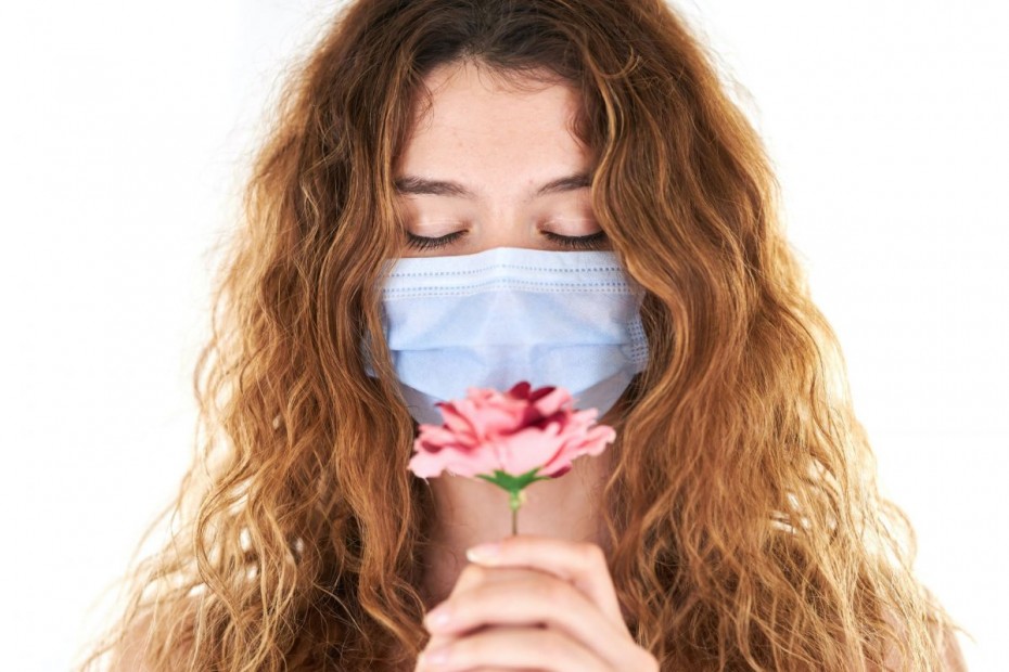 Κορονοϊός: Διαστρεβλωμένες και ανύπαρκτες οσμές επί μήνες μετά την αρχική απώλεια