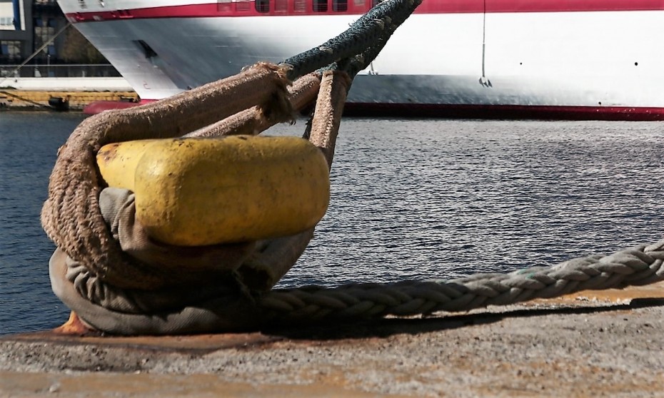 ΠΝΟ: Πανελλαδική 48ωρη απεργία στα επιβατηγά πλοία για την Τετάρτη 10/11