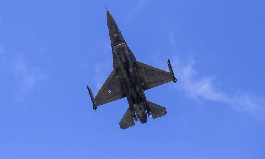 F-16 «έσκισε» τον ουρανό για την 28η Οκτωβρίου