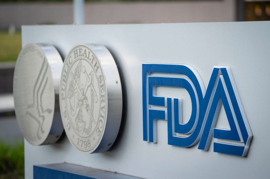 Ανακοίνωση FDA: Προϋποθέσεις χορήγησης 3ης δόσης σε όσους έχουν λάβει Moderna και J & J