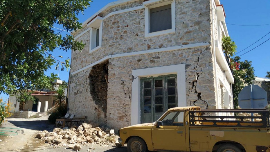 Λ. Μενδώνη: Άμεση αποκατάσταση των μνημείων στην Κρήτη, που επλήγησαν από τον σεισμό