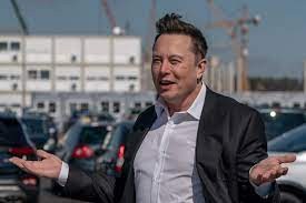 Κι άλλες μετοχές της Tesla πούλησε ο Ελον Μασκ