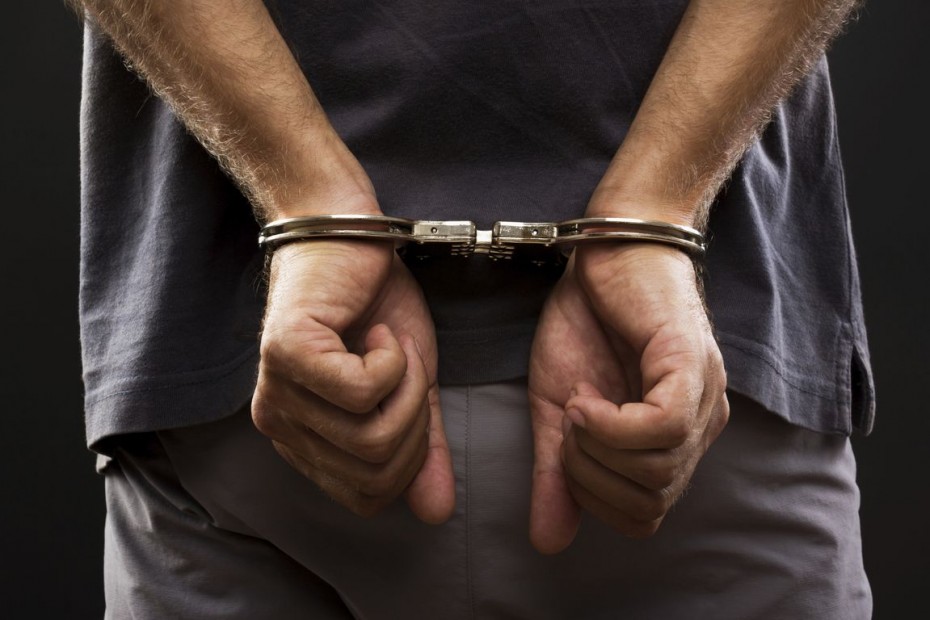Πρέβεζα: Σύλληψη δασκάλου για επίδειξη γυμνής φωτογραφίας του σε μαθητές δημοτικού 