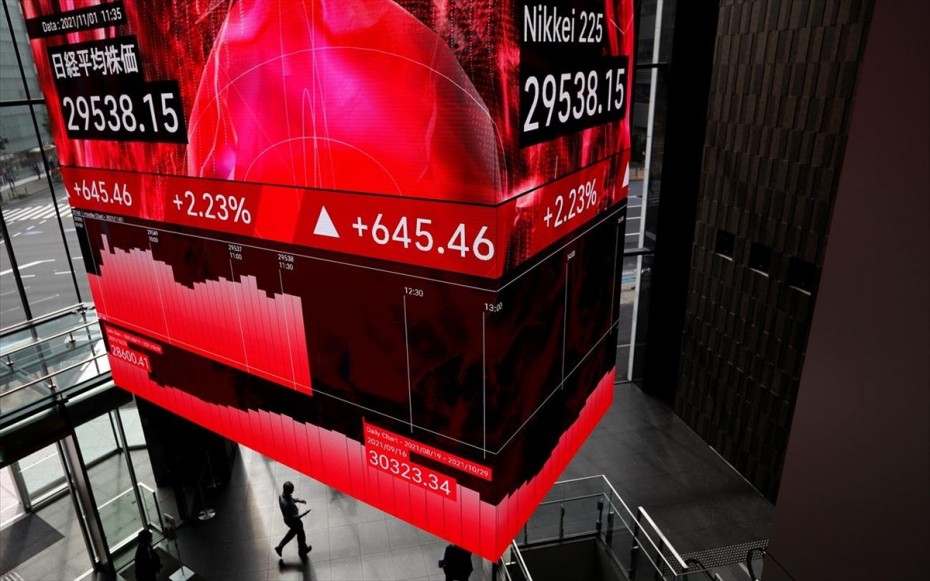 «Κόκκινο» στην Ασία παρά το ρεκόρ του Dow