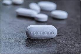 Καμία άξια λόγου συμβολή της κολχικίνης στους ασθενείς με Covid δείχνει νέα έρευνα