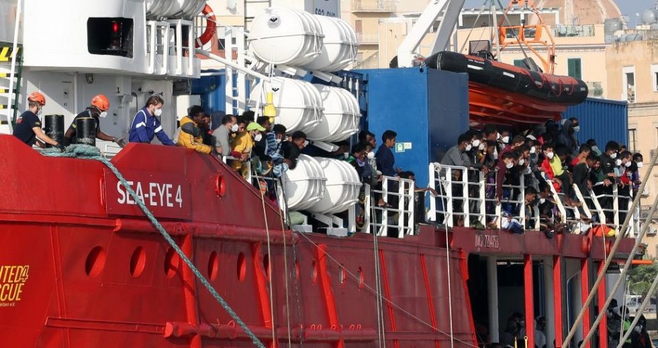 Στη Σικελία πλοίο με 800 μετανάστες, ανάμεσά τους 200 παιδιά