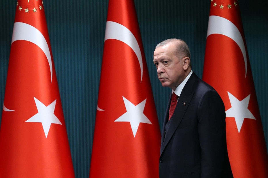 Απειλές Ερντογάν για αντίποινα σε ΜΜΕ που διασπείρουν «επιβλαβές» περιεχόμενο