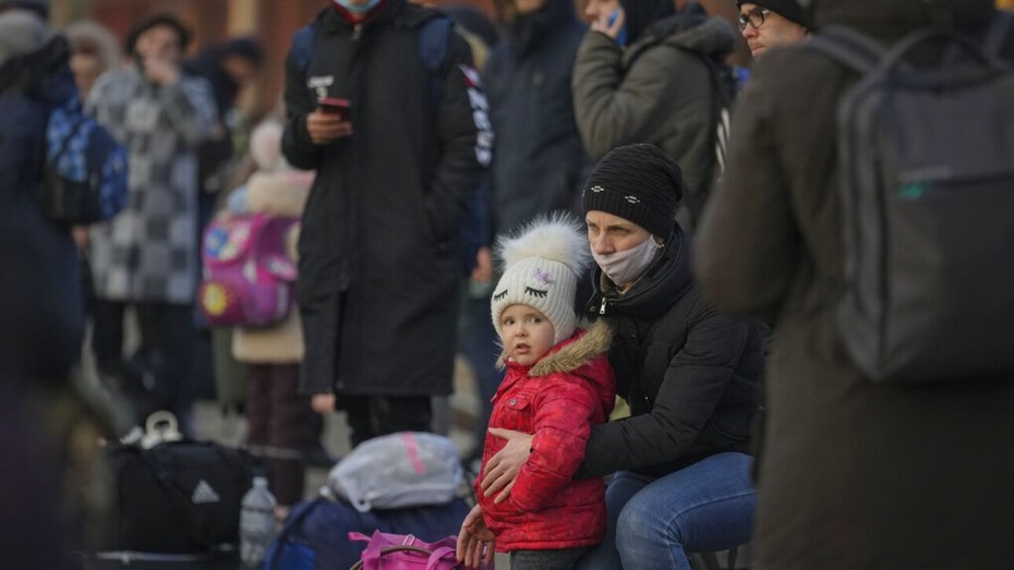 Ύπατη Αρμοστεία του ΟΗΕ: Σε περίπου 2,1-2,2 εκατ. οι ουκρανοί πρόσφυγες
