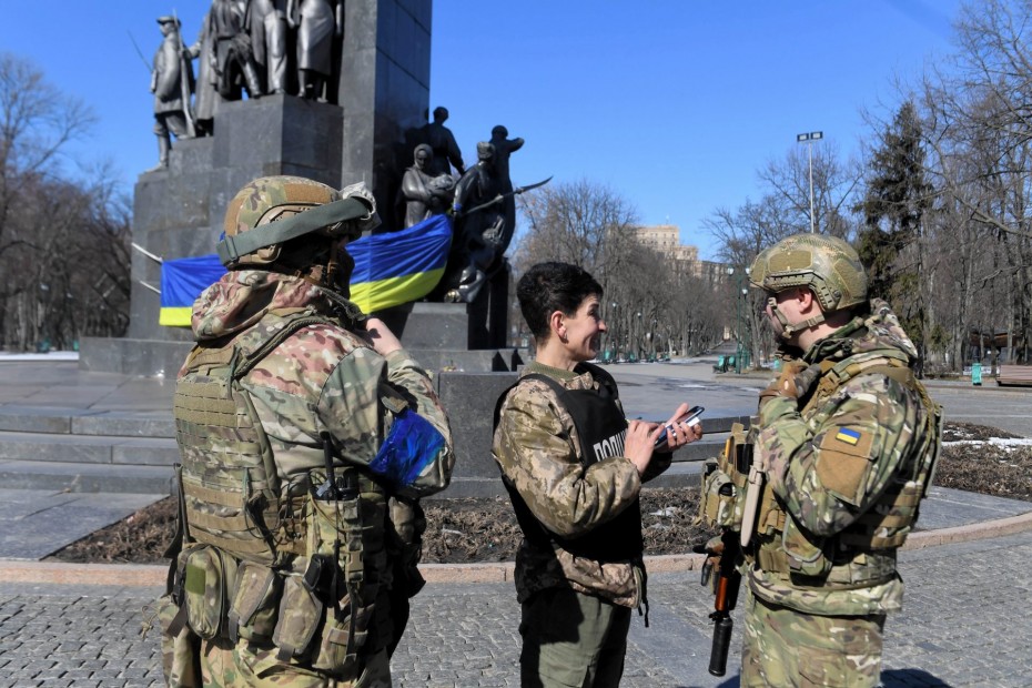 Στα σύνορα με τη Ρωσία τα ουκρανικά στρατεύματα που υπερασπίζονται το Χάρκοβο 