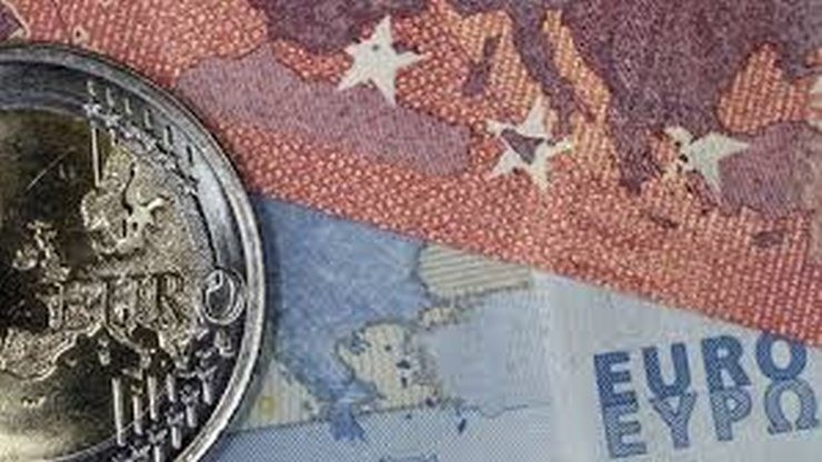 Το ευρώ ενισχύεται 0,27%
