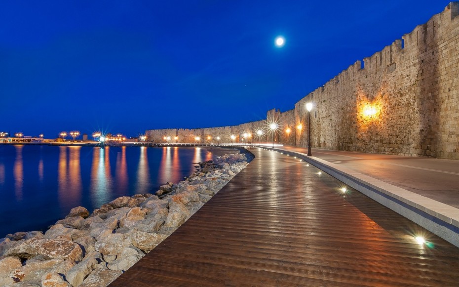 Πάνω από ένα εκατομμύριο οι αφίξεις τουριστών στα νησιά του Νότιου Αιγαίου