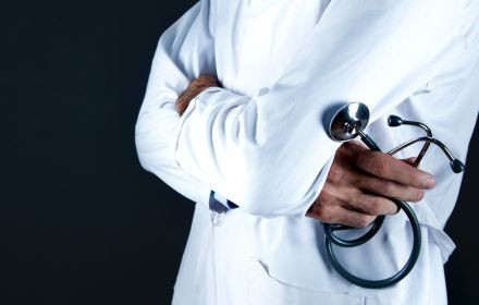 Προσωπικός γιατρός: Αντικίνητρα και χρεώσεις για όσους δεν εγγραφούν