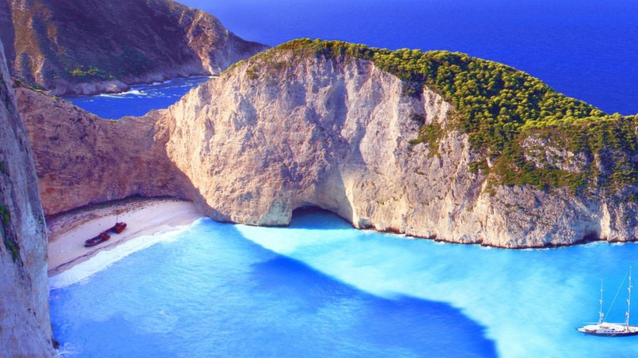 Έκκληση Κικίλια για διατήρηση του ελληνικού τουριστικού προϊόντος με αφορμή το «Ναυάγιο» 