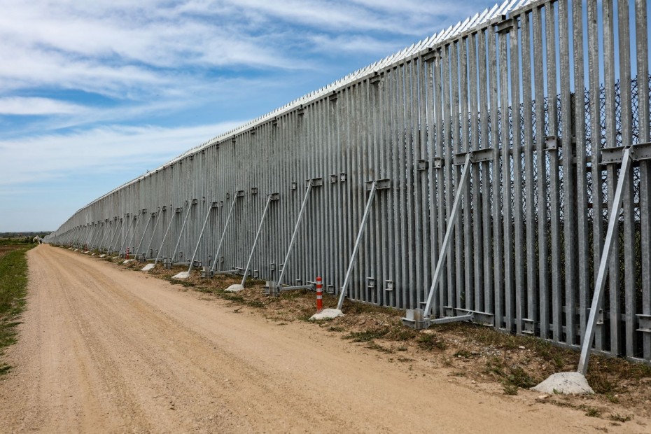 ΚΥΣΕΑ: Αποφασίστηκε η επέκταση του φράχτη στον Έβρο