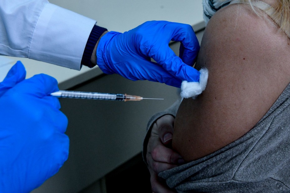 Κορονοϊός: Ανοιξε η πλατφόρμα για τα επικαιροποιημένα εμβόλια, πότε ξεκινά η διαδικασία