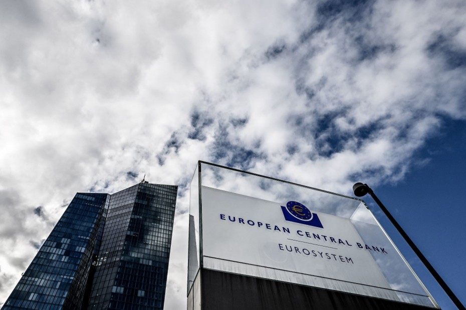 Μήνυμα ΕΚΤ σε τραπεζίτες: Περιορίστε bonus και μερίσματα, έρχονται χρεωκοπίες