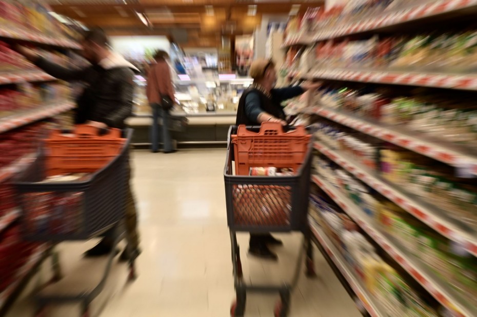Μόλις το 39% των καταναλωτών ψώνισε από το «καλάθι του νοικοκυριού»