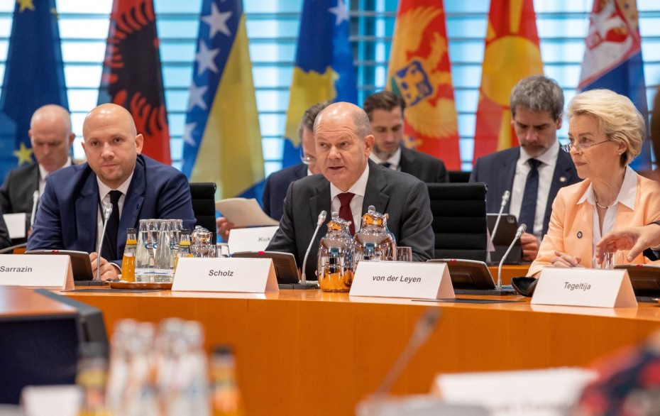 Σολτς: «Οι χώρες των δυτικών Βαλκανίων ανήκουν στην ελεύθερη δημοκρατική Ευρώπη»