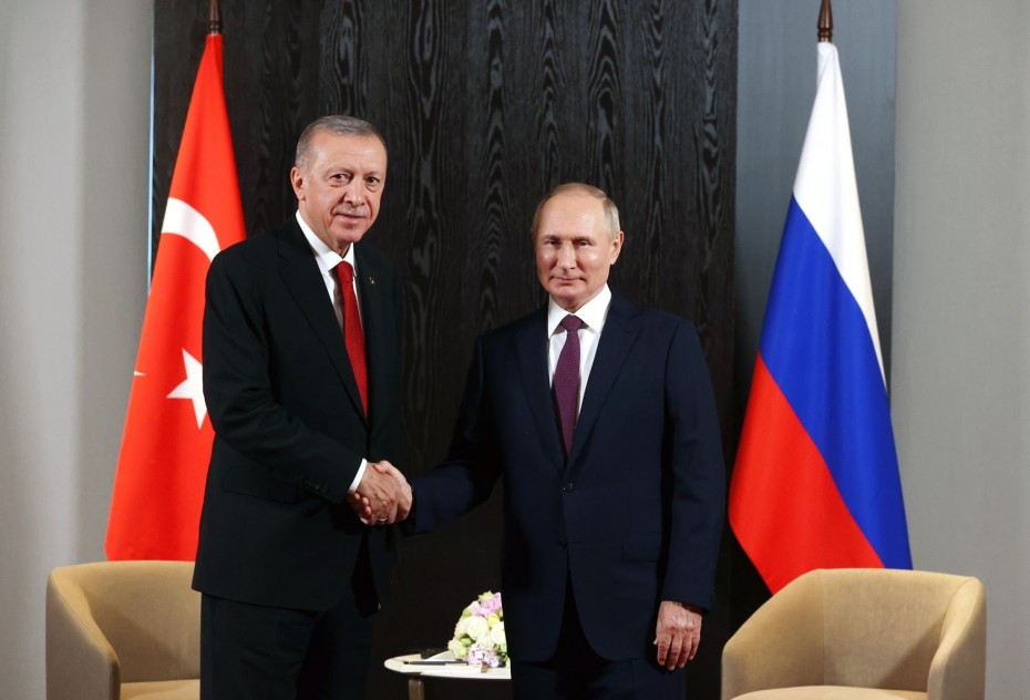 Άξονας Πούτιν-Ερντογάν για εξαγωγές φυσικού αερίου και δημητριακών
