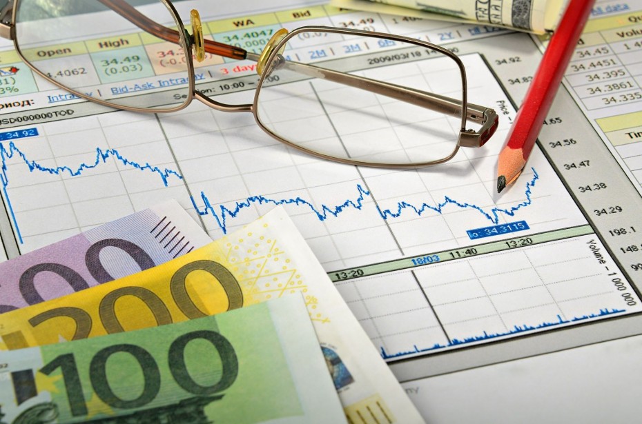 Συνάλλαγμα: Οριακή πτώση του ευρώ έναντι του δολαρίου κατά 0,02%
