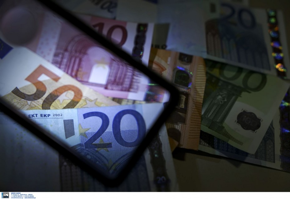 Συνάλλαγμα: Σε οριακή άνοδο το ευρώ 0,03% έναντι του δολαρίου