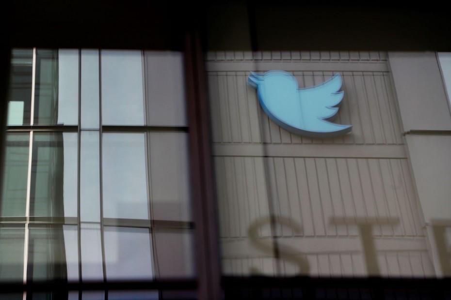 Κατακραυγή για τον Μασκ, μπλόκαρε λογαριασμούς δημοσιογράφων στο Twitter