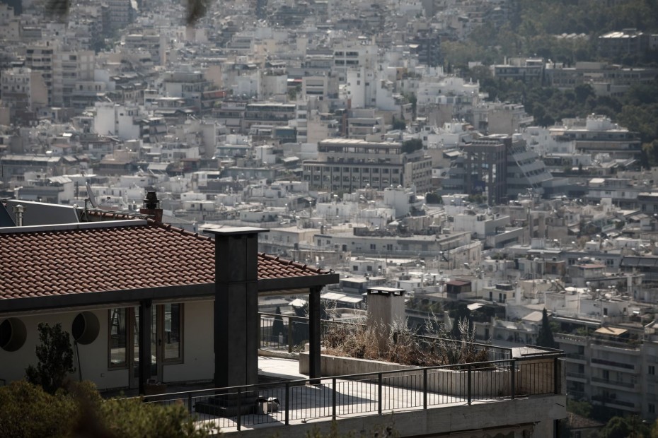 Ακίνητα: Γιατί στην Ελλάδα οι τιμές παραμένουν σε επίπεδα... Μανχάταν